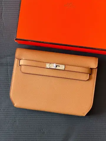 Hermes depech 25cm in Dubai
