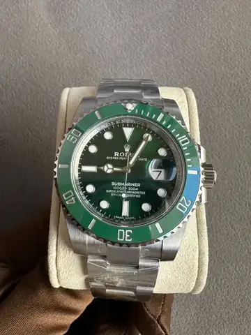 Rolex Submariner Hulk in Dubai
